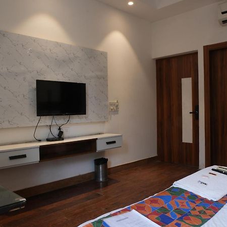 Hotel Elite Sector 45 I Gurgaon Central I Couple Friendly 外观 照片