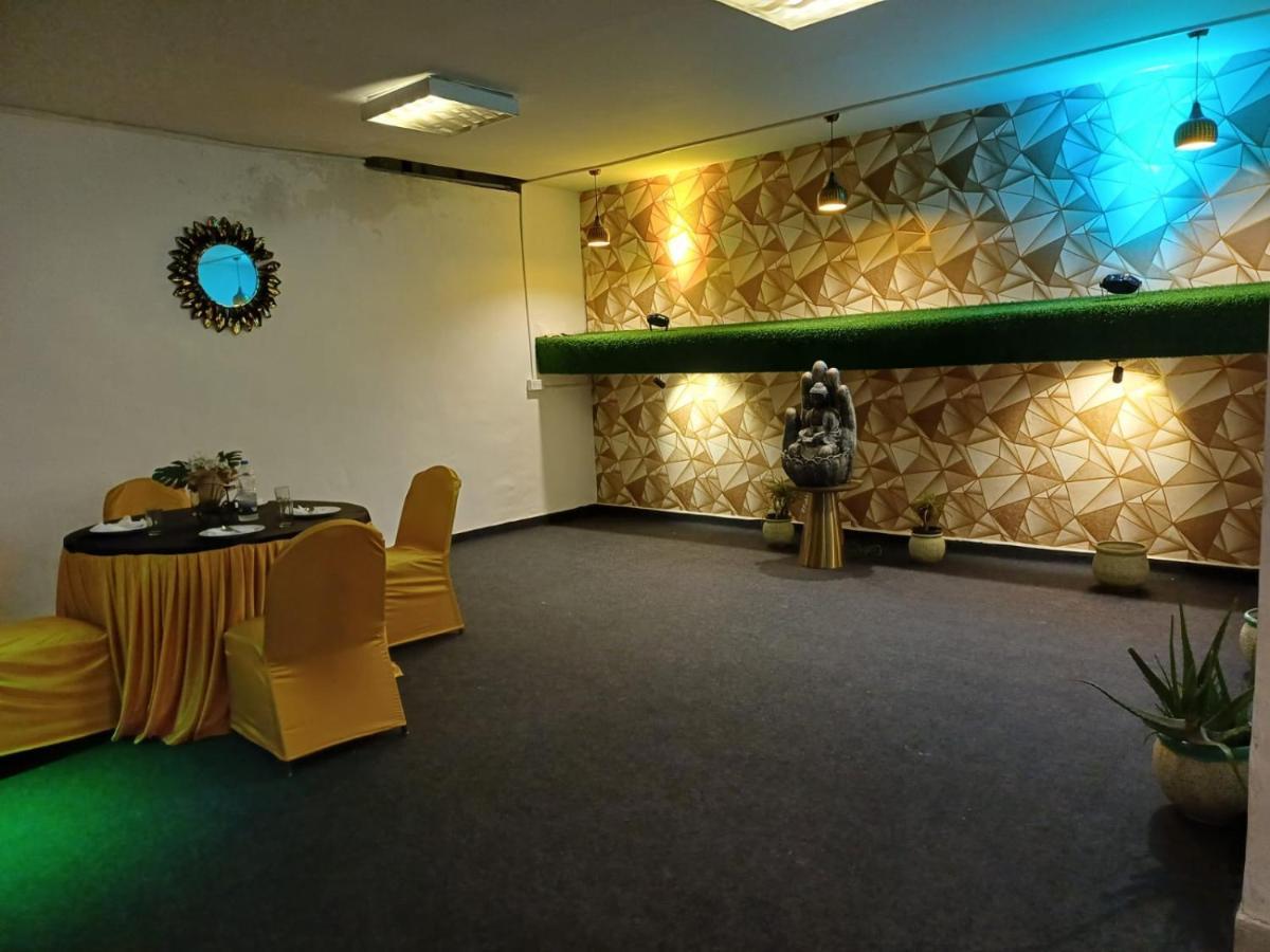 Hotel Elite Sector 45 I Gurgaon Central I Couple Friendly 外观 照片