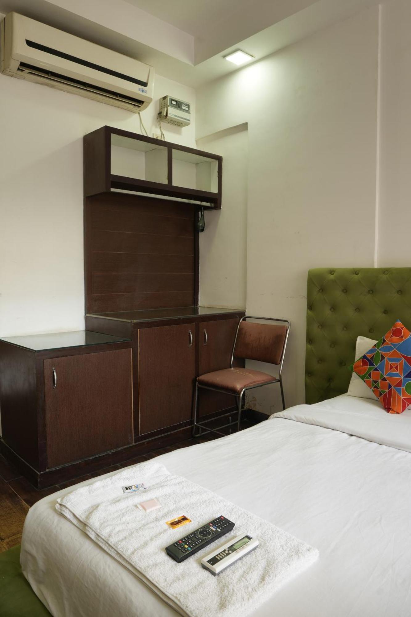 Hotel Elite Sector 45 I Gurgaon Central I Couple Friendly 外观 照片