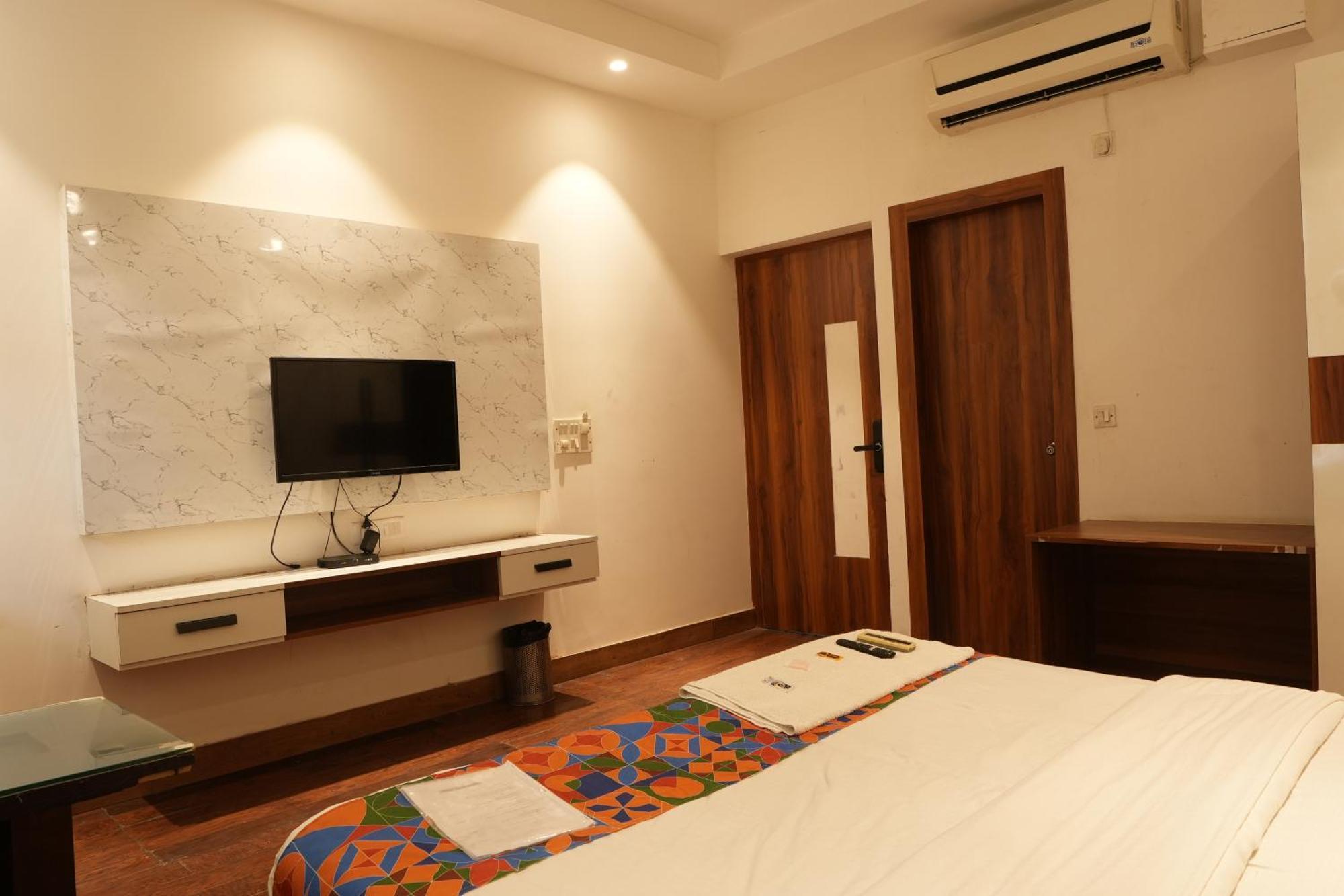 Hotel Elite Sector 45 I Gurgaon Central I Couple Friendly 外观 照片